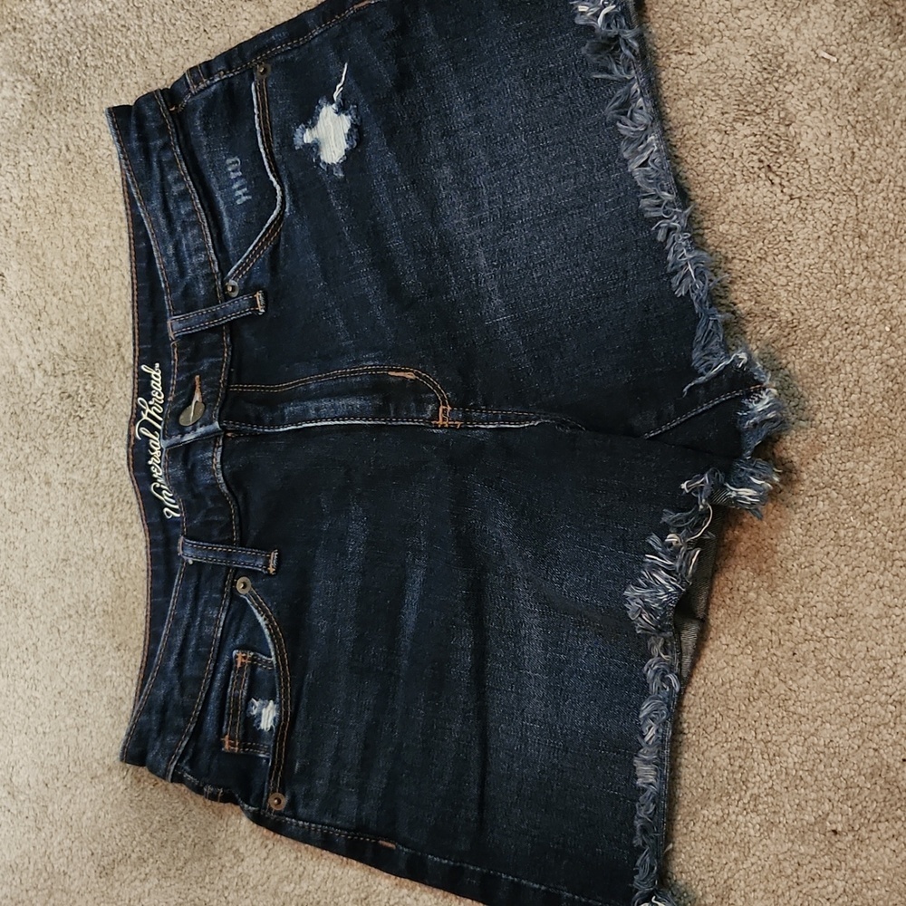 Universal Threads Shorts Size 6 Distressed Denim … - image 1